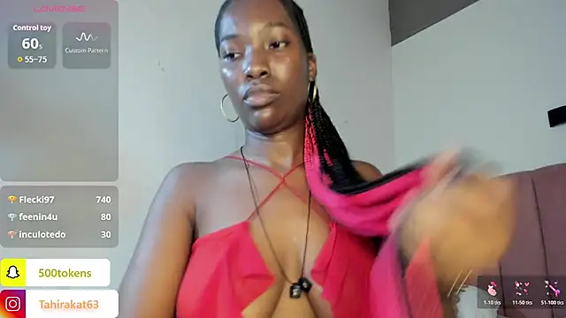 Tahira_21_ Show Webcam