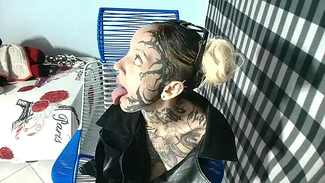 Chat +18 de barbara_anal_squirt_ ao vivo