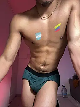 bbchocolate27 Show in webcam
