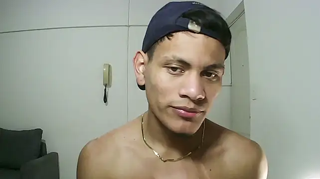 bbchocolate27 Show Webcam