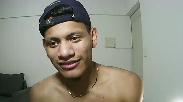 bbchocolate27 Show in webcam
