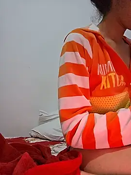 Chat +18 de altinya ao vivo