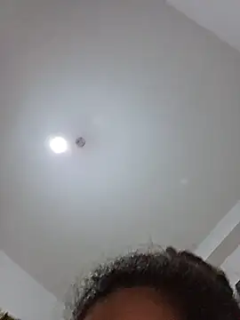 Živá chatovací místnost altinya