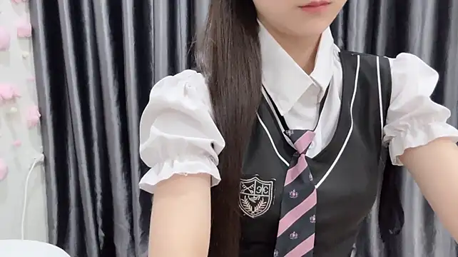 KaleAnisa 即 時 XXX 聊天