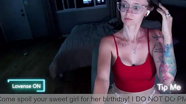Plantbabeee's Webcam Show