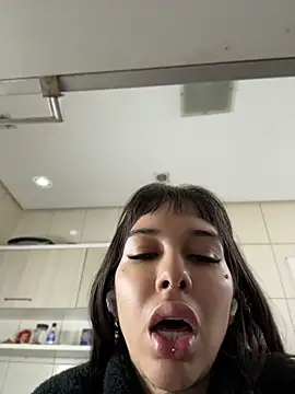 Chat XXX en directo de Nikatsu