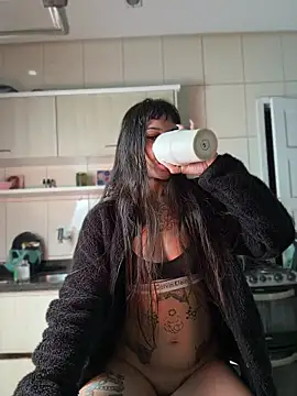 دردشة Nikatsu الجنسية المباشرة
