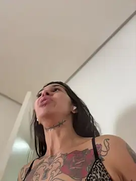 Show de Nikatsu na webcam