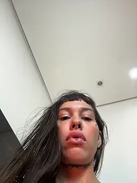 Show de Nikatsu na webcam