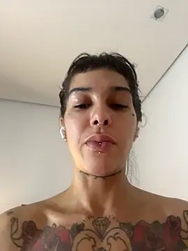 Show de Nikatsu na webcam