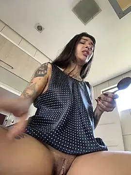 Show de Nikatsu na webcam