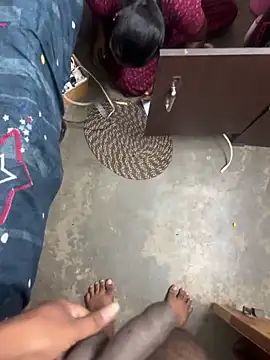 Tamil_coupless: διαδικτυακό σόου στην κάμερα