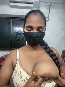 Pokazy przed kamerką – Tamil_coupless