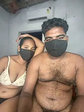 Show modela Tamil_coupless na web-kameri