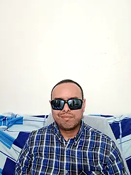 הופעת וובקאם של nrexw
