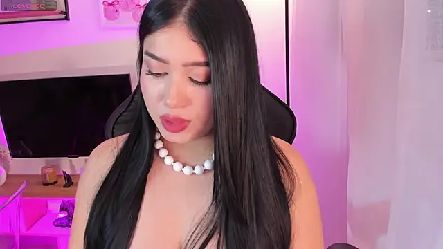 Abbye_blue01 Adlı Modelin Canlı XXX Sohbeti