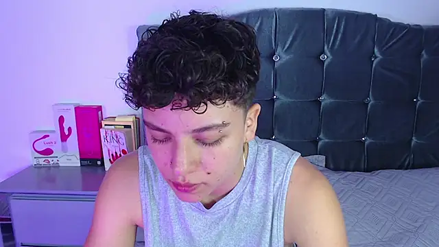 צ'אט XXX בשידור חי של Antonella_Cruz02