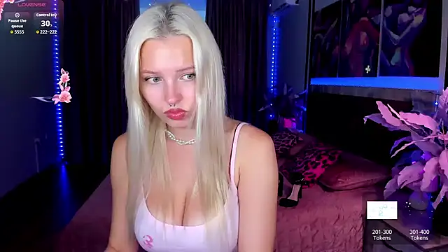 AliceJuly – Live XXX-chat