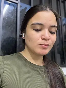 Chat +18 de CamilaSofiia ao vivo