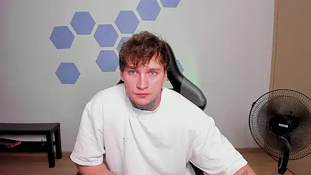 Chris_Tyson 现场XXX聊天
