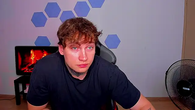 Chris_Tyson webcam show