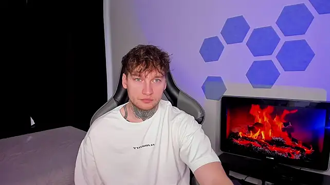 Chris_Tyson Show Webcam