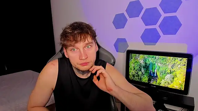 Chris_Tyson Шоу с уебкамера