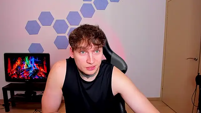 Chris_Tyson Шоу с уебкамера