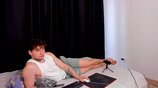 Chris_Tyson ওয়েবক্যাম শো