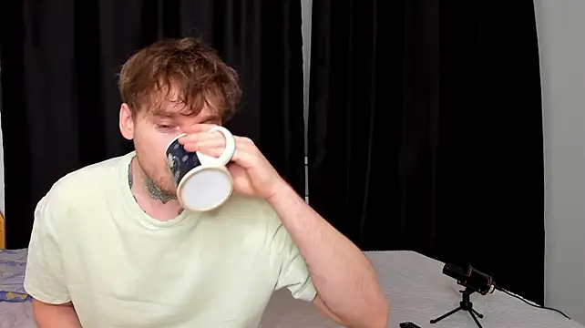 Chris_Tyson's Webcam Show