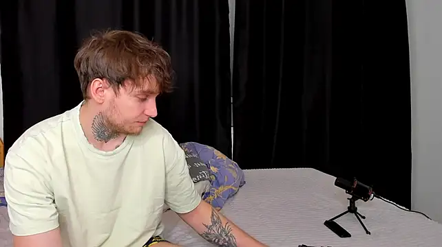 Chris_Tyson webkamerás műsora