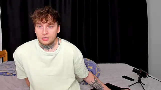 Chris_Tyson Шоу с уебкамера