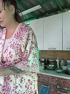 Chernoburka2206's Live XXX Chat