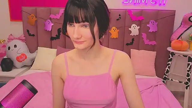 Lili_flowerr Show in webcam