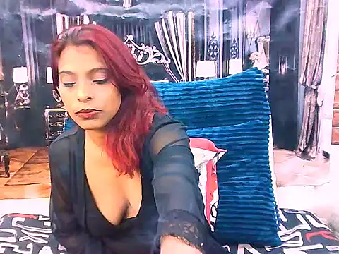 Chat XXX en directo de IndianSexyAss