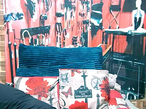 IndianSexyAss' Webcam Show