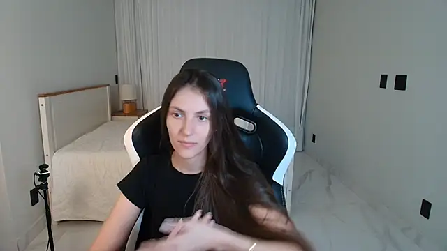 upssnowy's Live XXX Chat