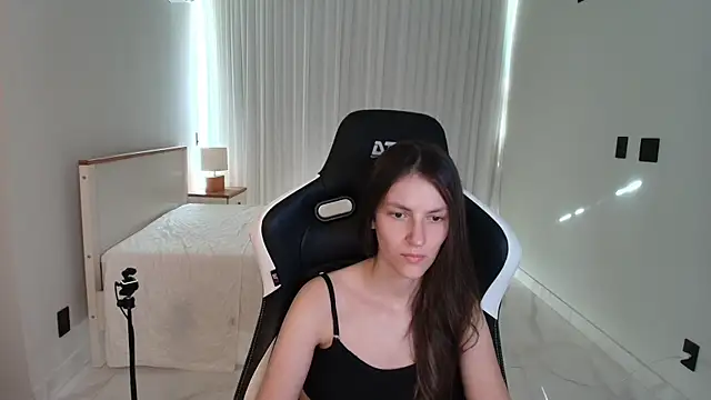 upssnowyn Live XXX chat