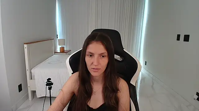upssnowy XXX чат на живо