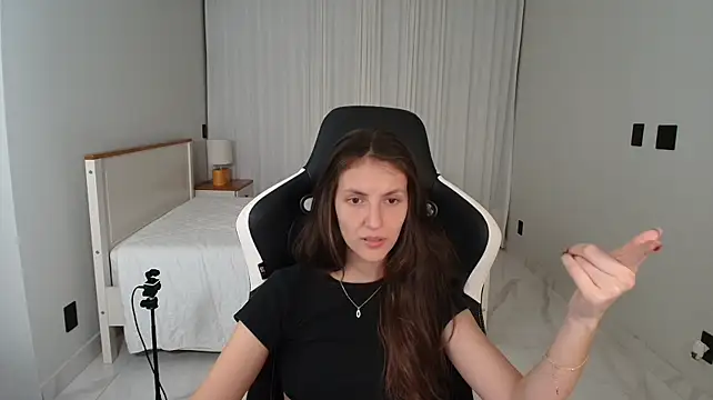 upssnowy's Live XXX Chat