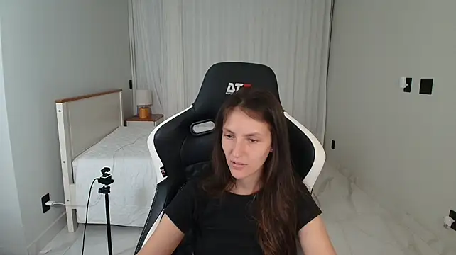 upssnowy Chat XXX in diretta