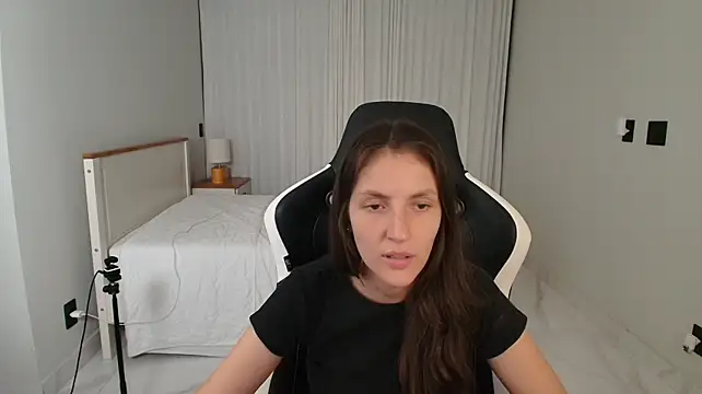 upssnowy Adlı Modelin Canlı XXX Sohbeti