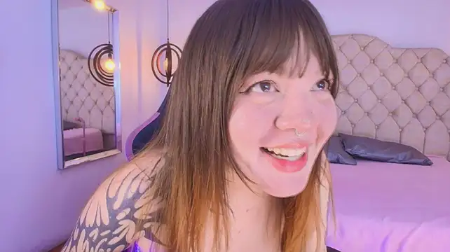 Czat XXX na żywo – Fluffy_Bubble21
