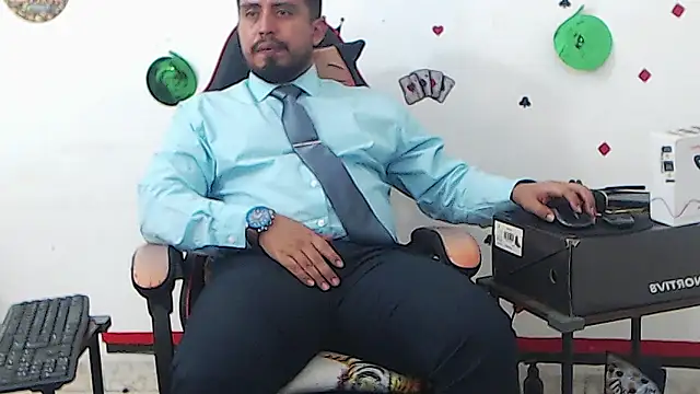 Вебкам-шоу KalethBigDick