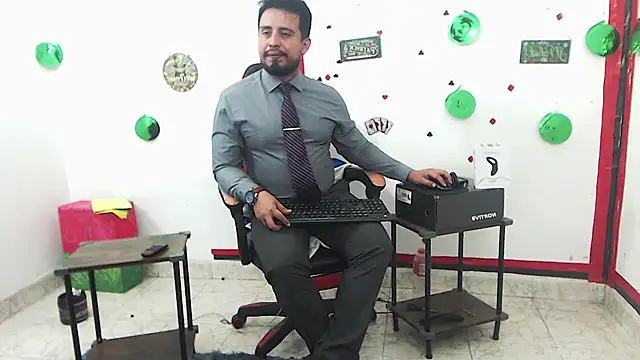 Webkamerová show KalethBigDick