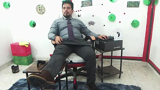 KalethBigDick Adlı Modelin Web Kamerası Şovu
