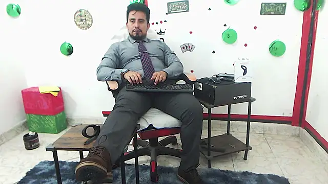 KalethBigDick webkamerás műsora