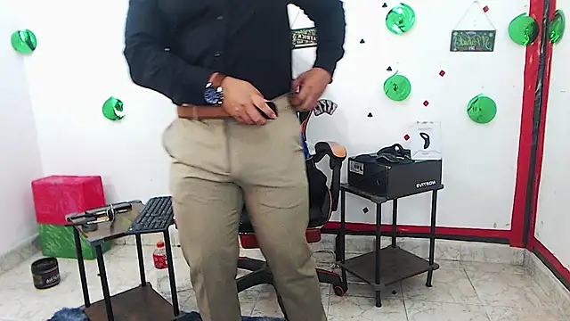 KalethBigDick's Webcam Show