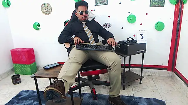 KalethBigDick 在線直播表演