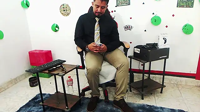 Show de KalethBigDick na webcam